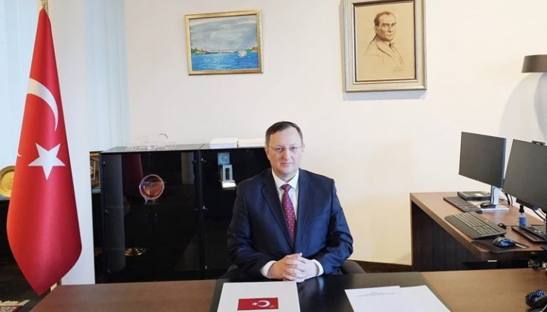 Berlin Büyükelçisi Gökhan Turan onuruna Fürth’te davet