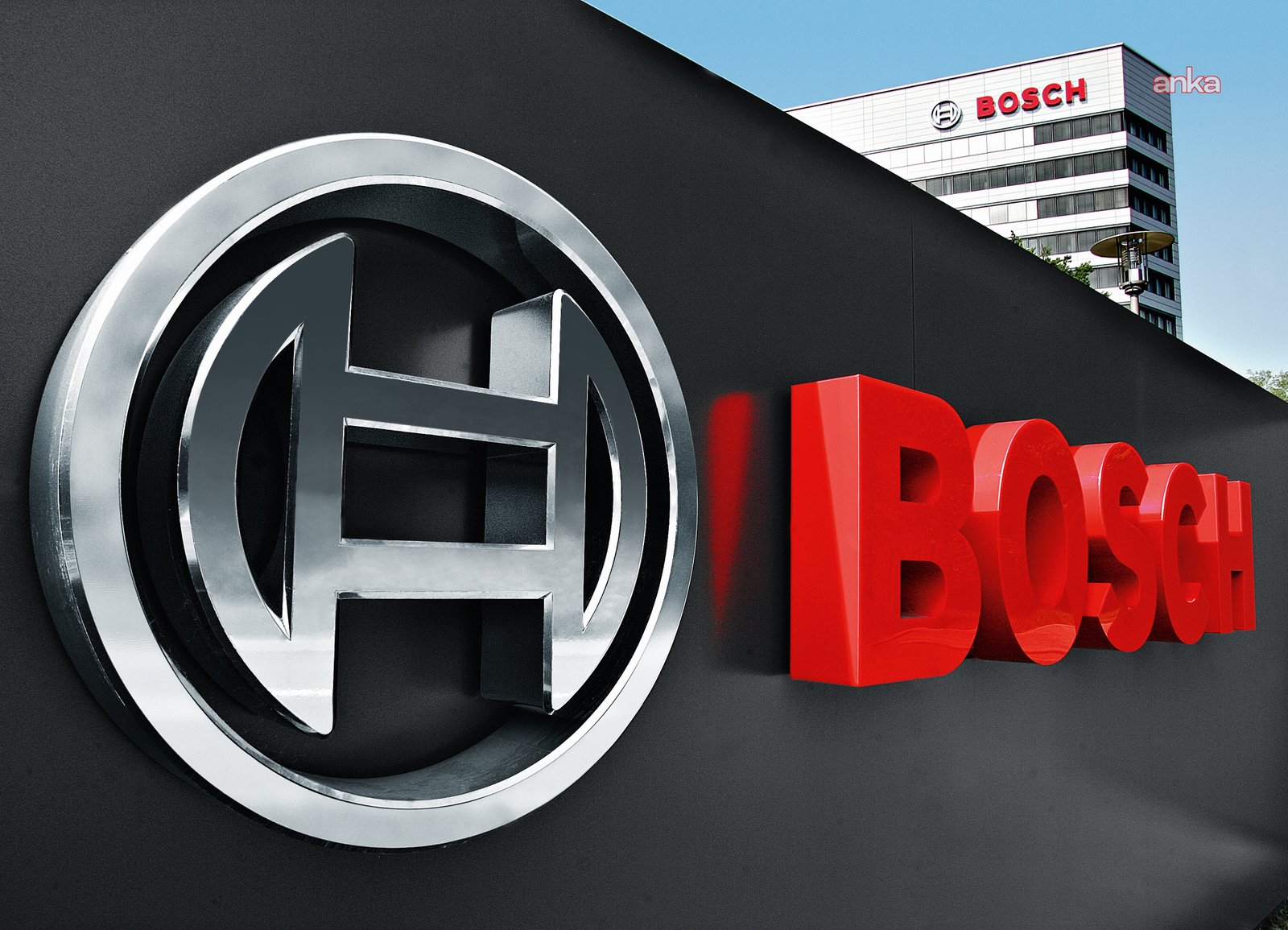Bosch, Almanya’da 13 bin kişiyi işten çıkarmayı planlıyor Bosch, Almanya’da 13 bin kişiyi işten çıkarmayı planlıyor
